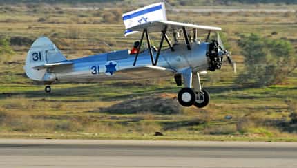 Stearman wird Brandopfer