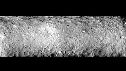 Raumsonde Dawn auf der Zielstrecke