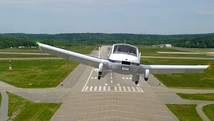 Fliegendes Auto Terrafugia in Turbulenzen?