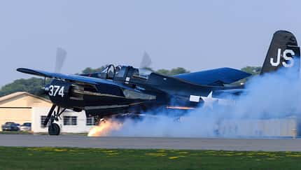 Pilotin rettet Grumman F7F Tigercat