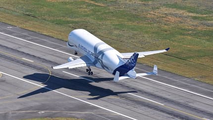 Beluga XL startet zum Erstflug
