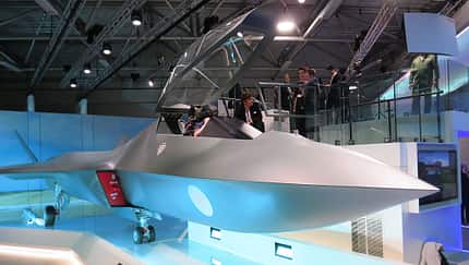 Britisches „Team Tempest“ zeigt Stealth-Fighter Modell