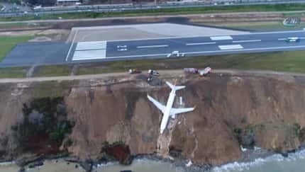Boeing 737-800 rutscht fast im Meer