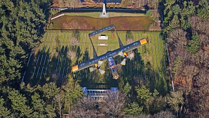 Flug gegen das Vergessen 