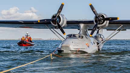 Wasserung der weltweit ältesten fliegenden Catalina 