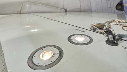 Lufthansa Technik entwickelt "Logo Light Protector"