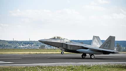 Raptors erstmals in Europa