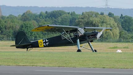 Neuer Fieseler Storch am Himmel