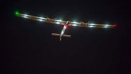 Solar Impulse 2 auf dem Flug um die Welt 
