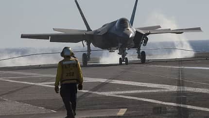 F-35C geht an Deck