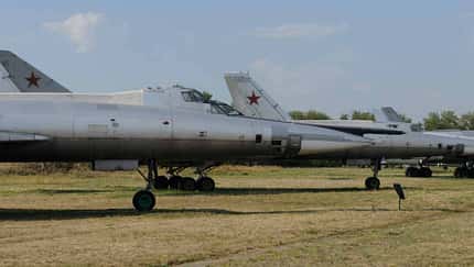 Historische Flugzeuge im russischen Engels
