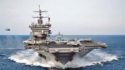 Die USS „Enterprise“ und ihre Flugzeuge