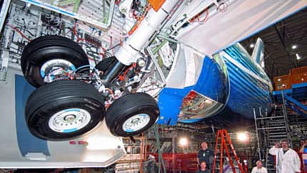 Lufthansa Technik - Neue Muster in der Flugzeuginstandhaltung