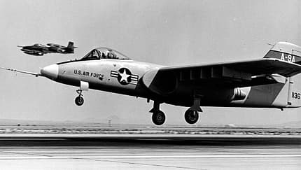 Northrop YA-9A: Der fliegende Panzer