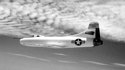 Flugzeuge der NASA und der US Air Force im Rausch der Geschwindigkeit