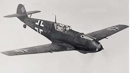 Supermarine Spitfire gegen Messerschmitt Bf 109