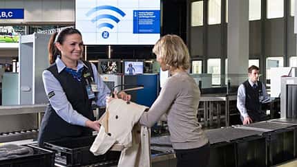 "Warnstreik" legt deutsche Airports lahm