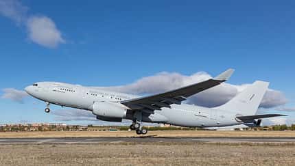 Erster A330 MRTT trifft in Südkorea ein