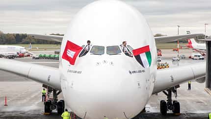 Emirates nimmt A380-Liniendienst nach Hamburg auf