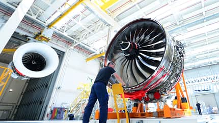 Endomntage des Rolls-Royce Trent XWB-84 in Dahlewitz