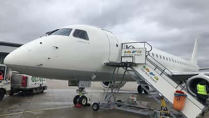 Erste Embraer 190 landet bei WDL