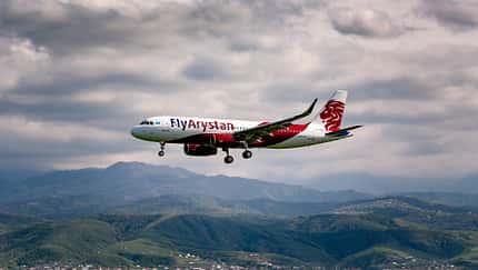FlyArystan nimmt den Betrieb auf