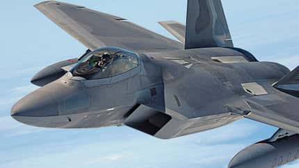 Hickam F-22 Arrival