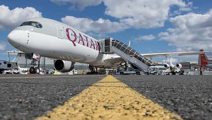Qatar Airways übernimmt drei A350 an einem Tag