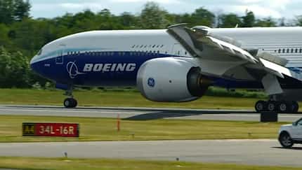 Boeing 777-9 nimmt Rolltests auf