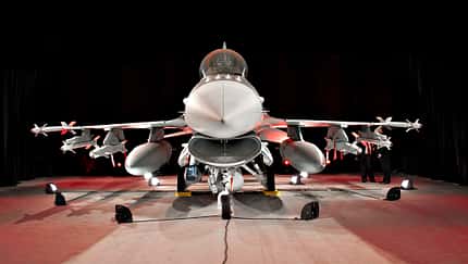 Lockheed Martin bietet der Ukraine die F-16 an