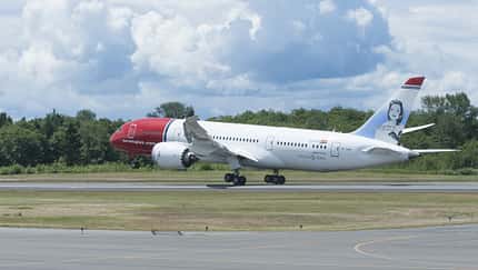 Norwegian-Dreamliner verliert Triebwerksteile