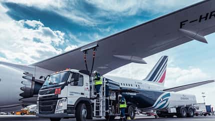 Kraftstoffversorgung von Flugzeugen