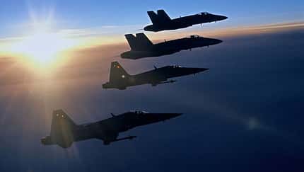 Boeing F-18 Hornet und Northrop F-5E Tiger der Schweizer Luftwaffe.
