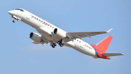SpaceJet FTV10 absolviert Erstflug