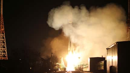 Am 21. März 2020 bringt eine Sojus-Rakete weitere 34 OneWeb-Satelliten für die globale Internetkonstellation ins All.