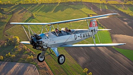 Auferstanden aus Ruinen