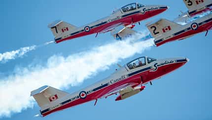 431 (AD) Squadron Snowbird practice