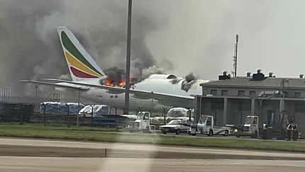 Boeing 777F von Ethiopian fängt Feuer
