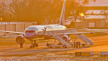 Flugzeug mit Mike Pence an Bord muss umkehren