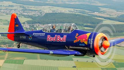 Walters T-6 jetzt bei Red Bull