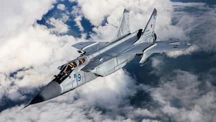 Russische MiG-31 fliegen erstmals über den Nordpol