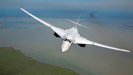 NATO-Jets treffen auf russisches „Kampfjet-Paket“