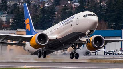 IcelandAir_Exteriors_and_Takeoff_BFI_Seattle