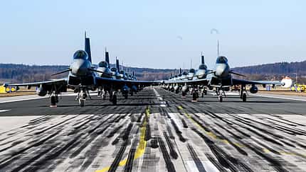 Elephant Walk beim Taktischen Luftwaffengeschwader 74 in Neuburg im März 2021.