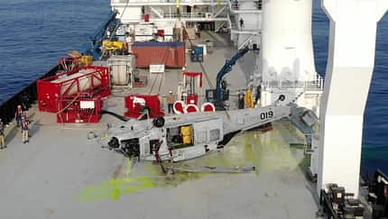 US Navy birgt Hubschrauber aus 5.800 Metern Tiefe