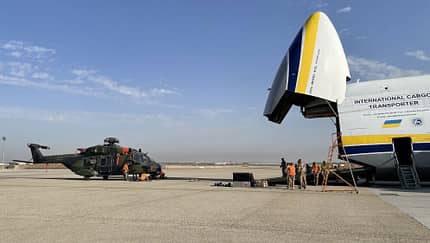 Mit der Antonow An-124 werden die sechs NH90 des Heeres aus Afghanistan zurückgebracht.
