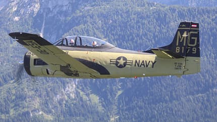 North American T-28 Trojan der Flying Bulls.