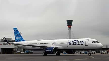 JetBlue fliegt mit der A321LR von New York nach London über den Atlantik.