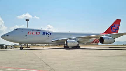 Georgischer Jumbo-Oldie erstrahlt in neuem Look