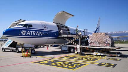 Wie wird ein 737-Frachter beladen?